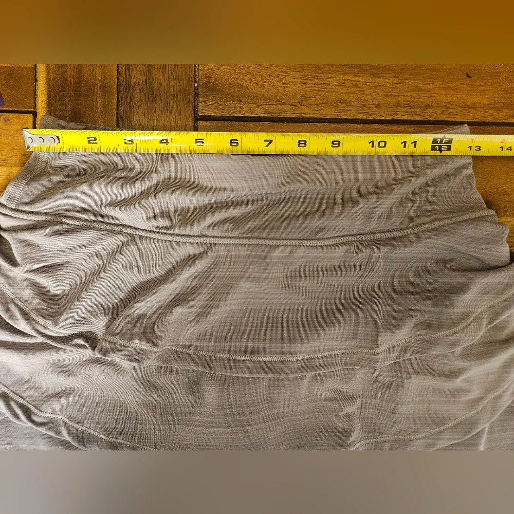Calvin Klein Performance Stretch Tiered Ruffle Skort Taupe XS Active Athletic - Picture 7 of 8